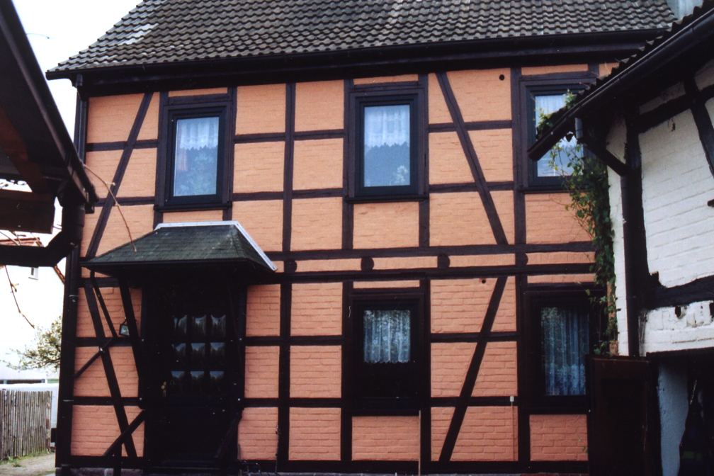 Fassade anstreichen für frische Fassadengestaltung